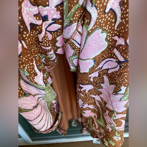 Code X Mode Chic Floral Midi Dress in Brown and Green - Picture 6 of 10